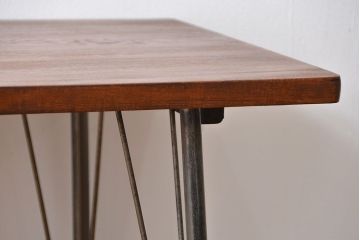 アンティーク家具　アンティーク 天板一枚板 古材の鉄脚テーブル(3)(机、作業台)