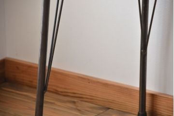 アンティーク家具　アンティーク 天板一枚板 古材の鉄脚テーブル(5)(机、作業台)