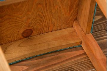 アンティーク家具　古い欅(ケヤキ)材のアンティーク角スツール(椅子)