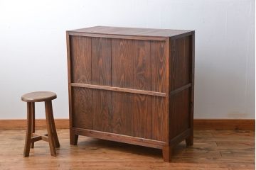 アンティーク家具　古民具・骨董 アンティーク モールガラス入り脚付きチェスト(収納棚、サイドボード)