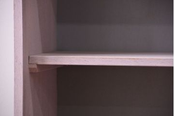 アンティーク家具　アンティークペイント 引き出し付き本棚(飾り棚)