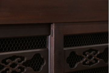 アンティーク家具　アンティーク 黒柿材をふんだんに使用した上手四尺水屋箪笥(時代箪笥)