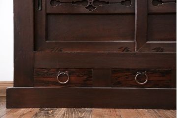 アンティーク家具　アンティーク 黒柿材をふんだんに使用した上手四尺水屋箪笥(時代箪笥)