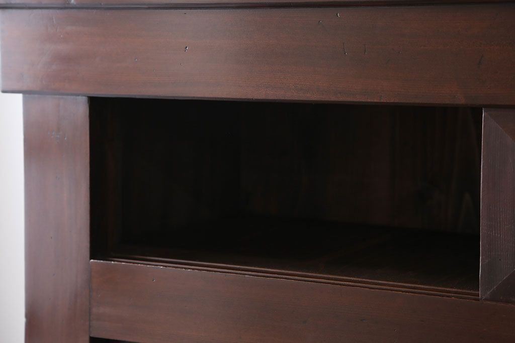 アンティーク家具　アンティーク 黒柿材をふんだんに使用した上手四尺水屋箪笥(時代箪笥)