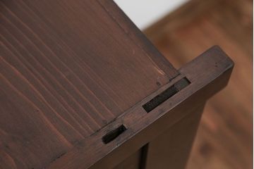 アンティーク家具　アンティーク 黒柿材をふんだんに使用した上手四尺水屋箪笥(時代箪笥)