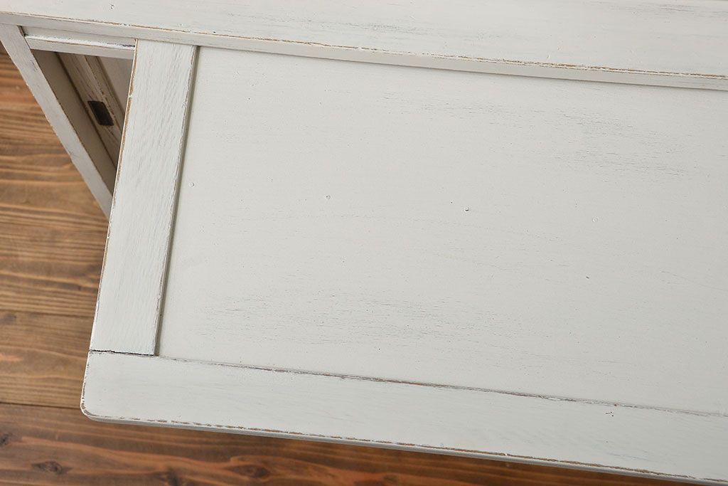 アンティーク家具　アンティークペイント 気泡ガラスの脚付き食器棚(カップボード、収納棚)