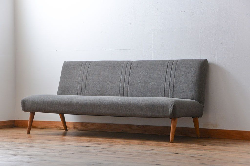 レトロ家具　アンティーク 1960年頃 レトロでシンプルな3人掛けソファ