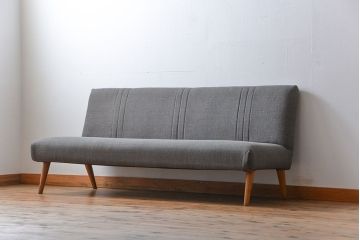 レトロ家具　アンティーク 1960年頃 レトロでシンプルな3人掛けソファ