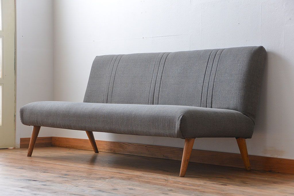 レトロ家具　アンティーク 1960年頃 レトロでシンプルな3人掛けソファ