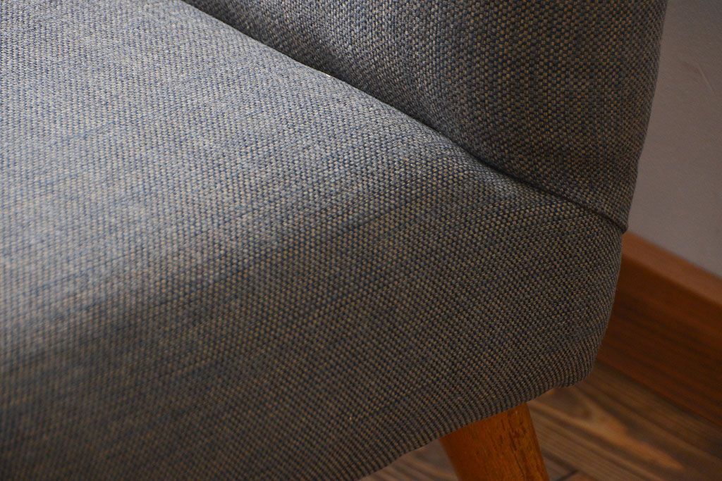 レトロ家具　アンティーク 1960年頃 レトロでシンプルな3人掛けソファ