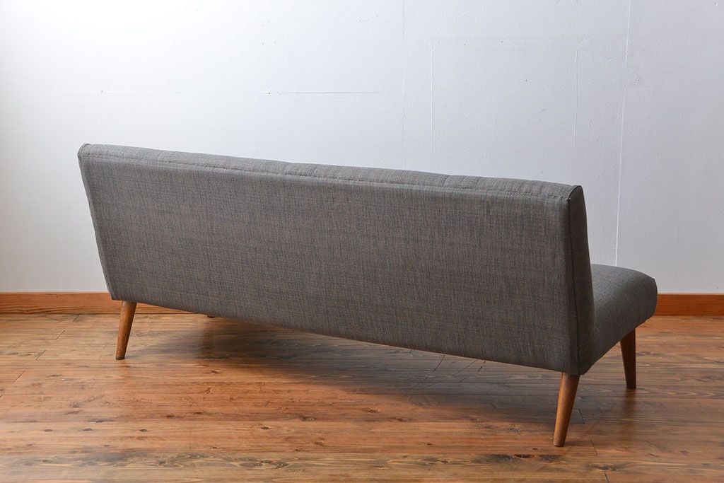 レトロ家具　アンティーク 1960年頃 レトロでシンプルな3人掛けソファ