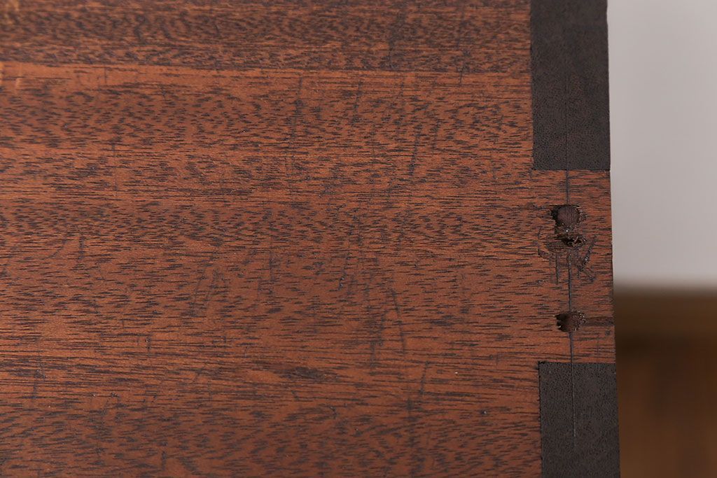 レトロ家具　昭和レトロ シンプルな脚付き本棚(飾り棚)