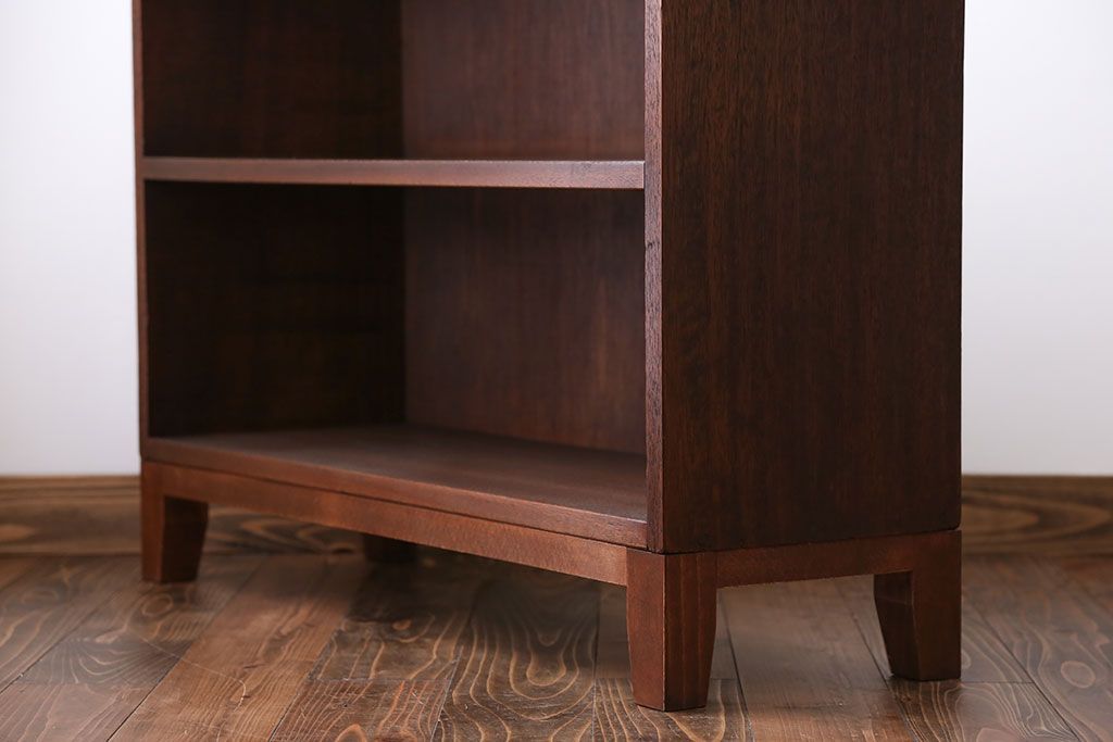 レトロ家具　昭和レトロ シンプルな脚付き本棚(飾り棚)