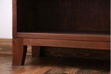 レトロ家具　昭和レトロ シンプルな脚付き本棚(飾り棚)