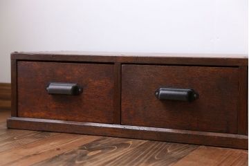 アンティーク家具　アンティーク 両面引き出しローボード(置き床、飾り台)