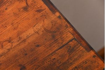 アンティーク家具　アンティーク 前面欅材の小振りな茶箪笥(引き戸なし)