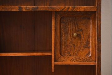 アンティーク家具　アンティーク 前面欅材の小振りな茶箪笥(引き戸なし)