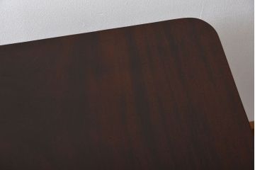 アンティーク家具　イギリスアンティーク マホガニー材 チルトアップテーブル(コーヒーテーブル)