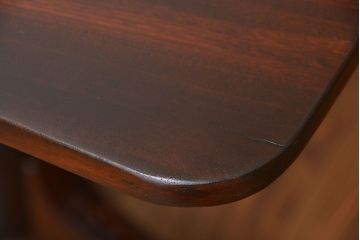 アンティーク家具　イギリスアンティーク マホガニー材 チルトアップテーブル(コーヒーテーブル)