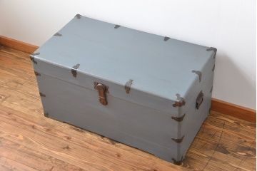 アンティーク家具　アンティークペイント かわいい船トランク(収納棚、センターテーブル)