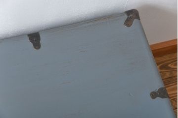 アンティーク家具　アンティークペイント かわいい船トランク(収納棚、センターテーブル)