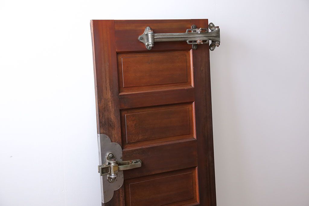 アンティーク 珍品!古い氷屋のシャビーな冷蔵室ドア(1)(扉、冷蔵庫)