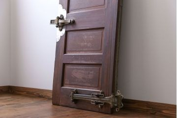 アンティーク 珍品!古い氷屋のシャビーな冷蔵室ドア(1)(扉、冷蔵庫)