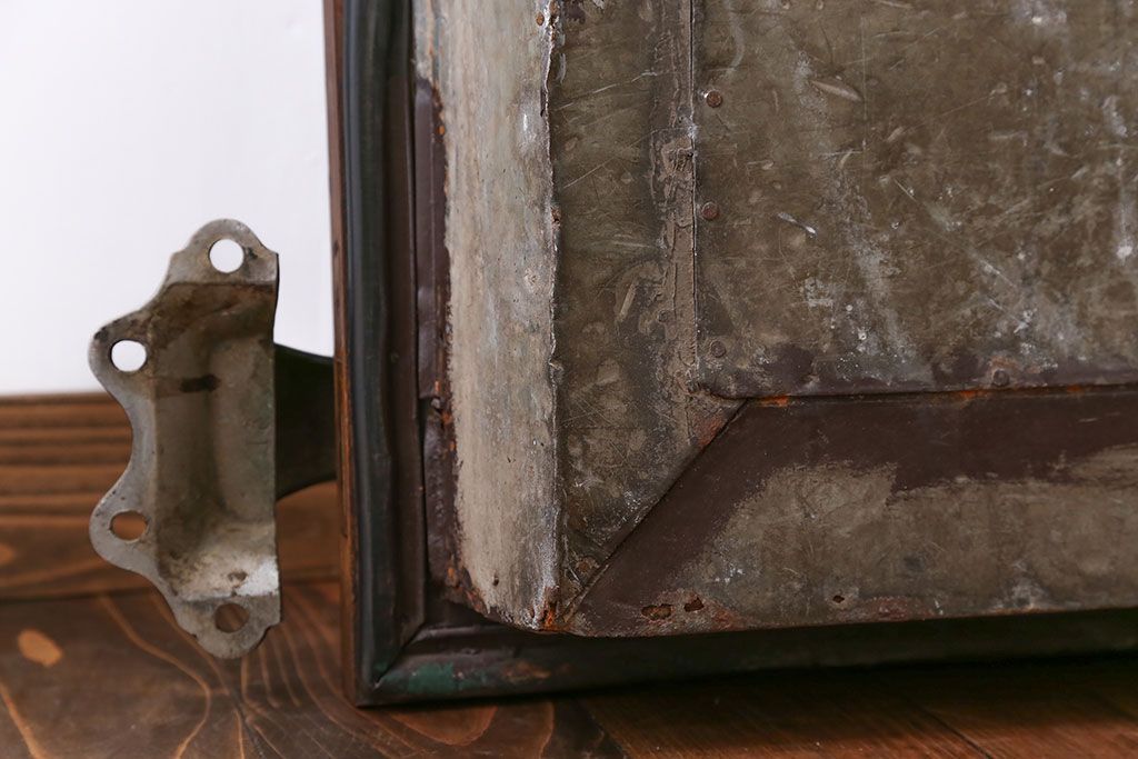 アンティーク 珍品!古い氷屋のシャビーな冷蔵室ドア(1)(扉、冷蔵庫)