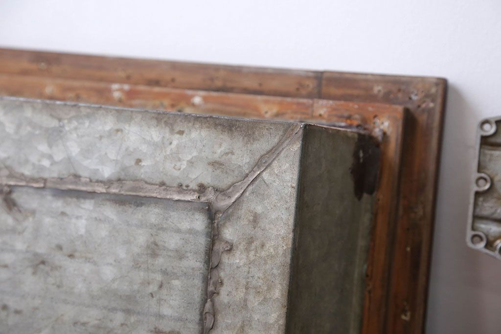 アンティーク 珍品 古い氷屋の冷蔵室のドア 2枚セット