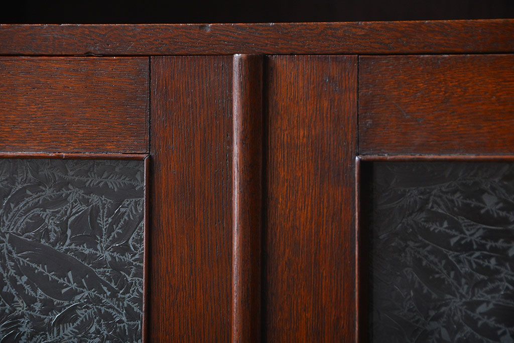 アンティーク家具　アンティーク 古いナラ材の縦型ブックケース(本棚、収納棚)