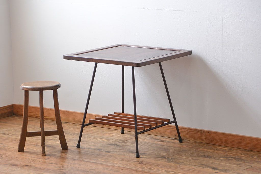 アンティーク家具　アンティーク 鉄脚のスクエアコーヒーテーブル(センターテーブル)