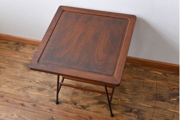 アンティーク家具　アンティーク 鉄脚のスクエアコーヒーテーブル(センターテーブル)