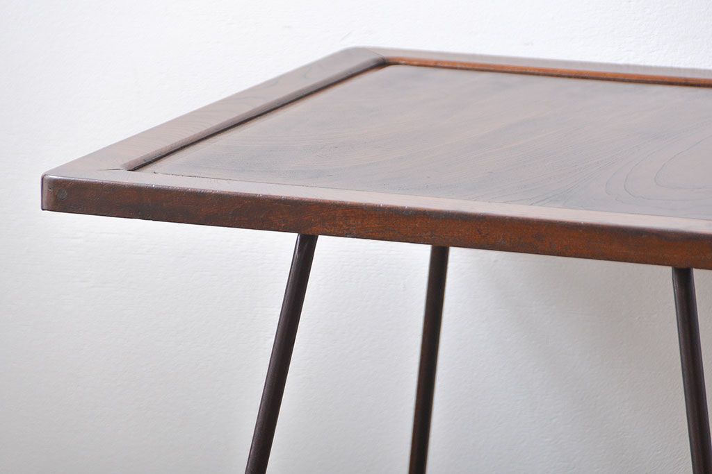 アンティーク家具　アンティーク 鉄脚のスクエアコーヒーテーブル(センターテーブル)