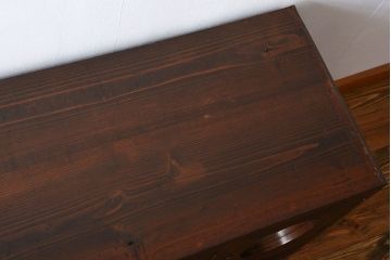 アンティーク家具　アンティーク 大正ロマン 丸窓の脚付きローボード(テレビボード)