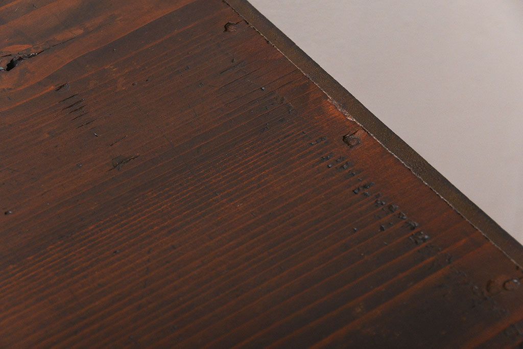 アンティーク家具　アンティーク 大正ロマン 丸窓の脚付きローボード(テレビボード)