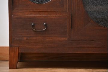 アンティーク家具　アンティーク 大正ロマン 丸窓の脚付きローボード(テレビボード)