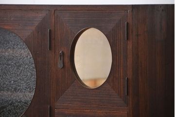 アンティーク家具　アンティーク 大正ロマン 丸窓の脚付きローボード(テレビボード)