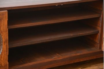 アンティーク家具　アンティーク 大正ロマン 丸窓の脚付きローボード(テレビボード)