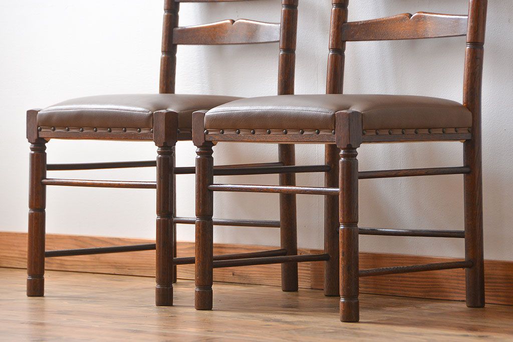 レトロ家具　昭和レトロ　1970年頃ナラ材のダイニングチェア2脚セット(椅子)