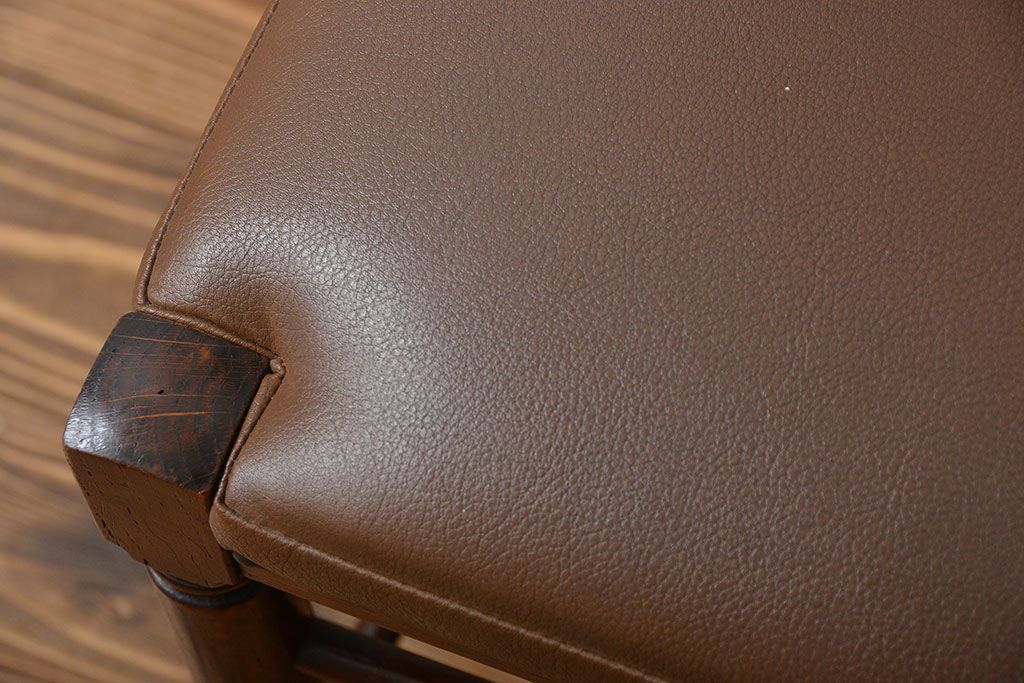 レトロ家具　昭和レトロ　1970年頃ナラ材のダイニングチェア2脚セット(椅子)