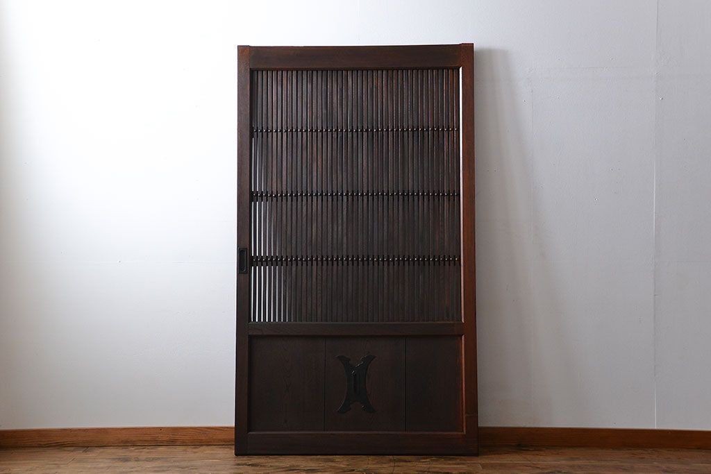 アンティーク 古い木の欅材の格子蔵戸(玄関戸)