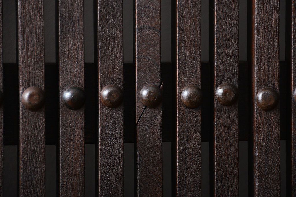 アンティーク 古い木の欅材の格子蔵戸(玄関戸)