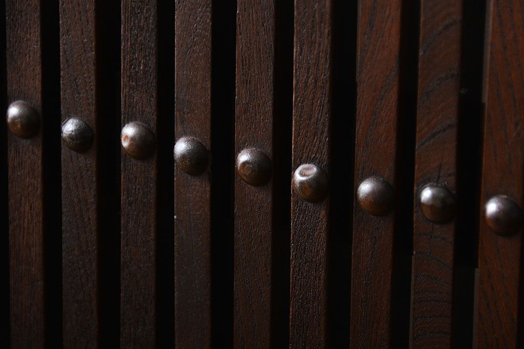 アンティーク 古い木の欅材の格子蔵戸(玄関戸)