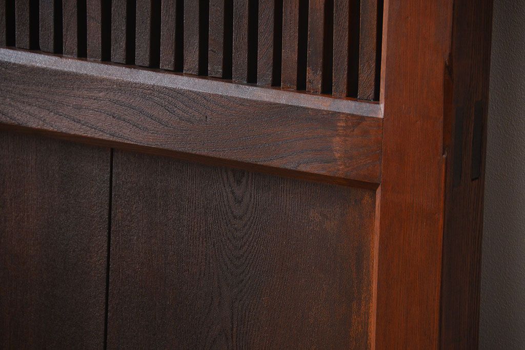 アンティーク 古い木の欅材の格子蔵戸(玄関戸)