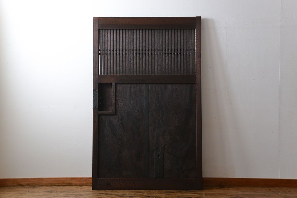 古民具・骨董　総欅材!格子蔵戸(引き戸、玄関戸)