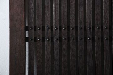 古民具・骨董　総欅材!格子蔵戸(引き戸、玄関戸)