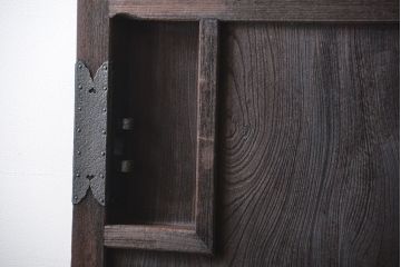 古民具・骨董　総欅材!格子蔵戸(引き戸、玄関戸)