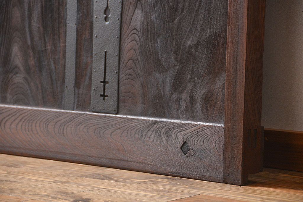 古民具・骨董　総欅材!格子蔵戸(引き戸、玄関戸)