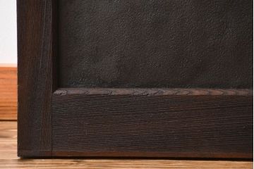 古民具・骨董　欅材の鉄帯付き格子蔵戸(ガラス入り)(玄関戸)