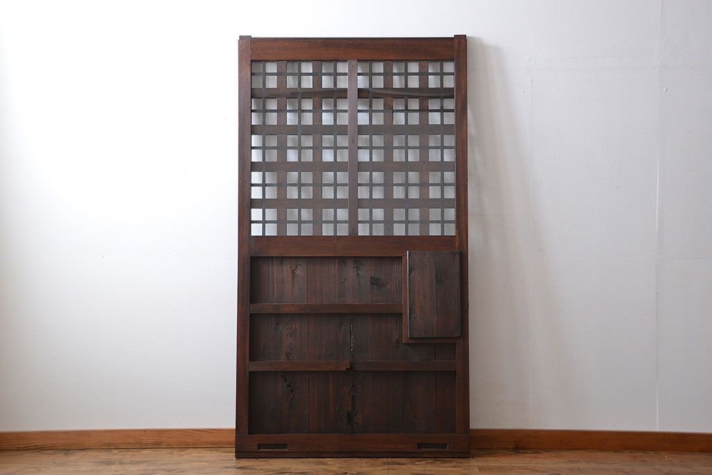 古民具・骨董　欅材の鉄帯付き格子蔵戸(ガラス入り)(玄関戸)